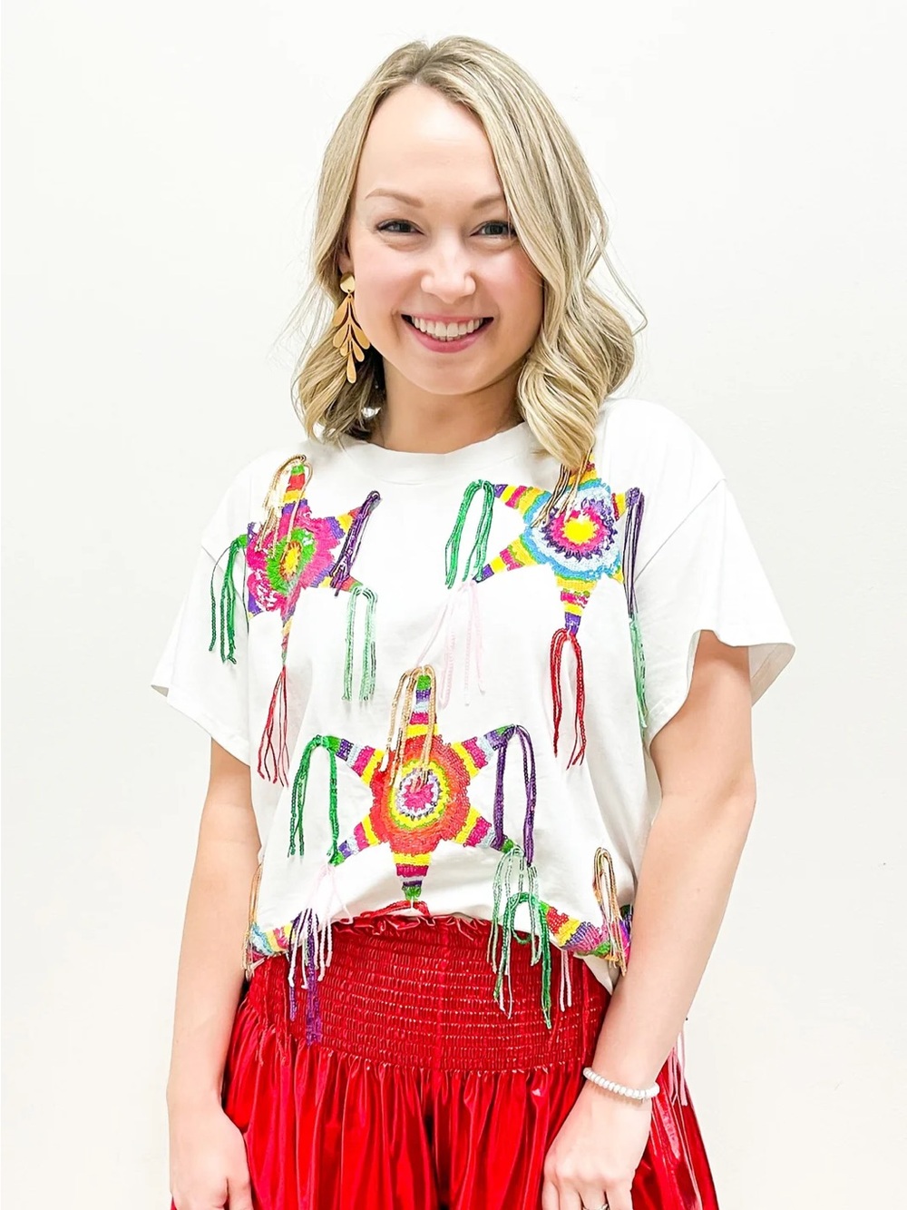 Queen of Sparkles Piñata Tee size medium